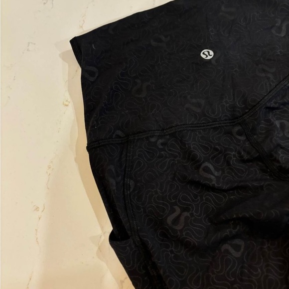 25” high rise align w pockets and logos size 4 - Picture 2 of 3